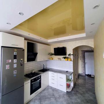 Івана Пулюя вул., 40