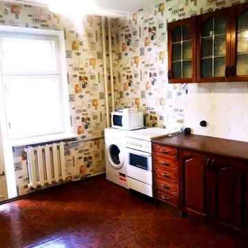 Ревуцького вул., 42-Б