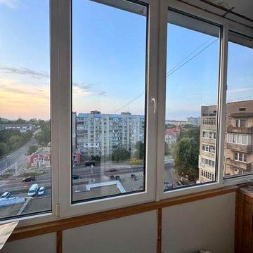 3 кімнати • 63 м² • Грушевського 99 • Меблі • Індивідуальне опалення