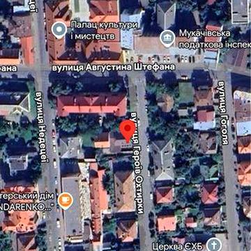 Продаж будинка в центрі Мукачева