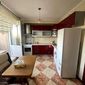 Продається хороша 1-на квартира на Грушевського 7!