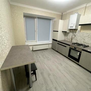 Райдужна вул., 102