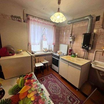 Продам 2-х кімнатну квартиру по кільцю