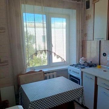 Продам квартиру 2-х кімнатну