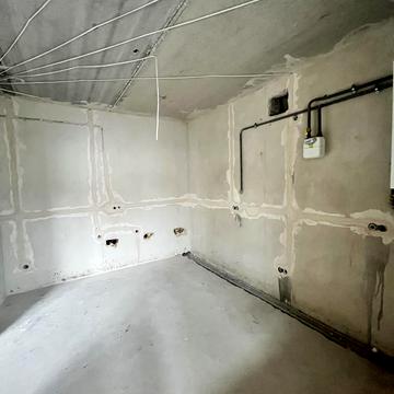 Василя Стуса вул., 34