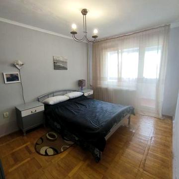 Продаж 2 кімнатної квартири на середньому поверсі в р-ні "Sport Life"