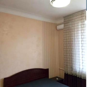 Лесі Українки бульв., 11-А