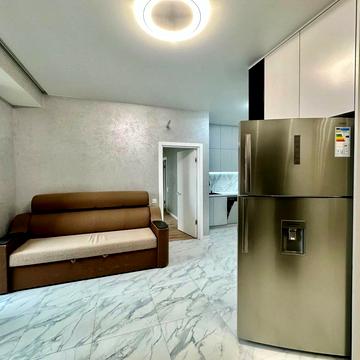 Степана Бандери вул. (Шмідта), 9