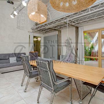 Богатирська вул.