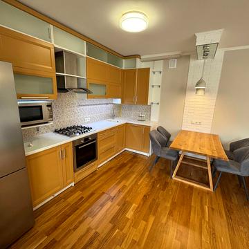 Княгині Ольги вул., 100б