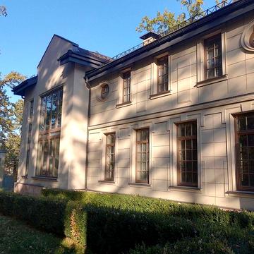 БЕЗ %! Будинок 600м2, ділянка 21 сотка. Лісова Буча. Є Бомбосховище!