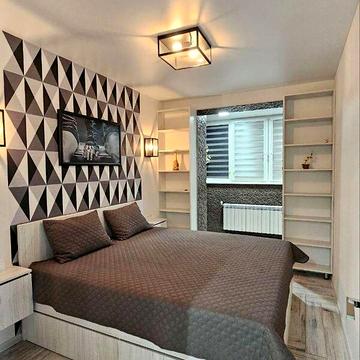 Продаж 3к Квартира Ньютона вулиця