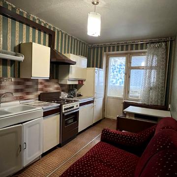 Симиренка вул., 25