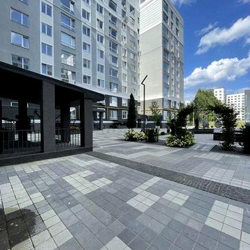 Простора 1к квартира в ЖК Іділіка