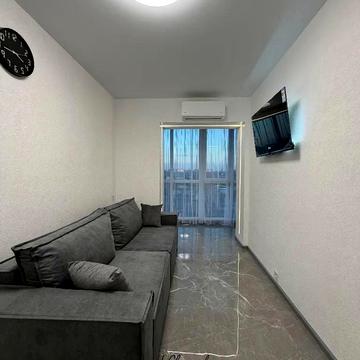 Мольєра вул., 77