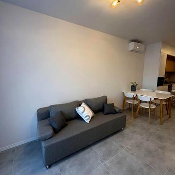 Карла Мікльоша вул., 20-Б