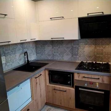 Срочно продам 3х комн кв пр Байрона 5/9 с ремонтом, меб