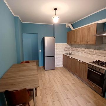 Олександрівська вул., 1А