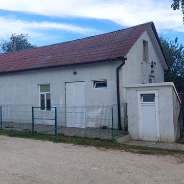 Продам будинок. Пр-т Незалежності,5.