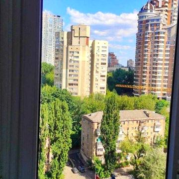 Продаж 2к Кв-ри
Київ, Печерський район, бул. Лесі Українки, 7а