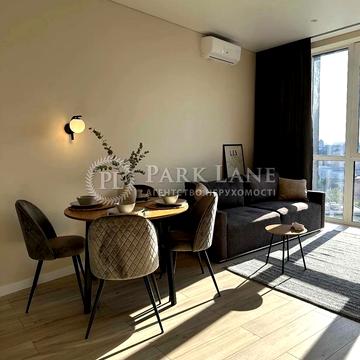 Миколи Пимоненка вул., 19