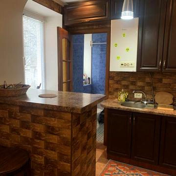 Здам 2 кімнатну квартиру по вул . І. Сльоти р-н автовокзалу з автономк