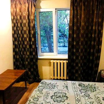 У продажу 2-кімнатна квартира по вул. Жоліо Кюрі