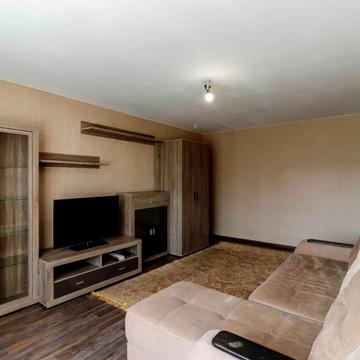 Братиславська вул., 7-А