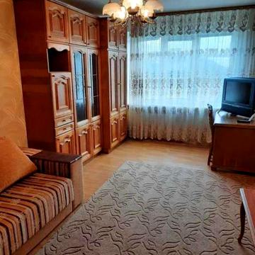 Оболонський просп., 11