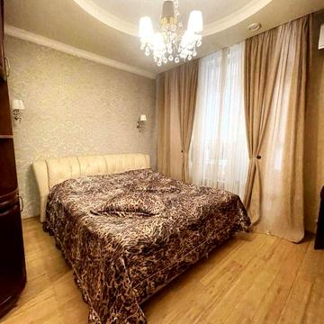 Саксаганського вул., 92