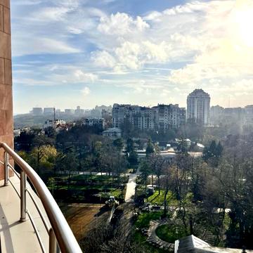 Володимира Рутківського вул. (Віри Інбер), 5