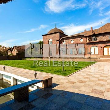 Берегова вул.