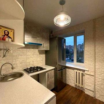 Продаж 1к. кв. у цегл. буд. на Фурманова, пов. 4/5, євроремонт №18625