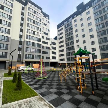 Озерна вул., 15