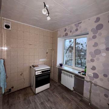 Продам 2-х кімнатну квартиру