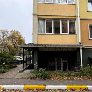 Мінеральна вул., 37