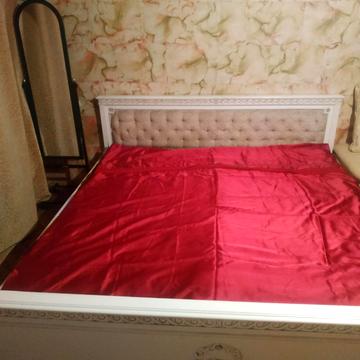 Князя Володимира Великого просп., 77