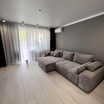 Продаж 4к Квартира Парусна вулиця