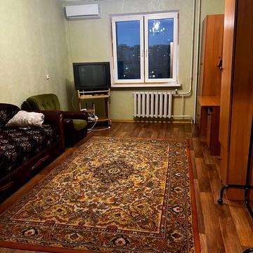 Урлівська вул., 38