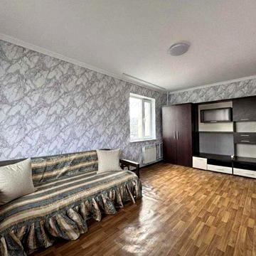 2 кімнатна в центрі  з ремонтов, вул. Європейська 6, інфраструктура