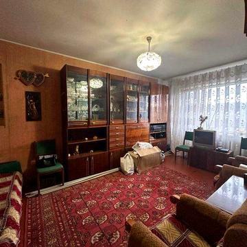 Продається 1-кімнатна квартира м-к Сонячний,6