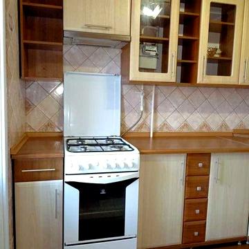 Продаж 1к кв у цегл. буд. Ремонт. Центр. вул. Симона Петлюри №12114