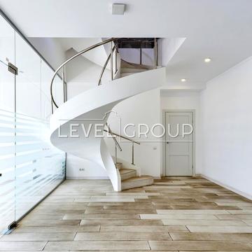 Круглоуніверситетська вул., 3-5