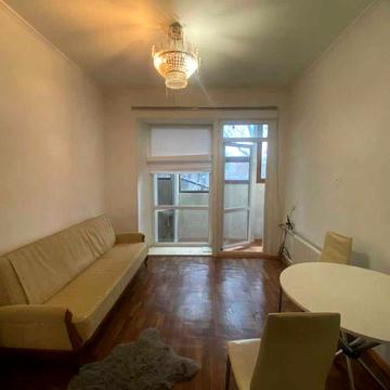 Бакинська 23, студія, є генератор, м Дорогожичі 15 хв пішки