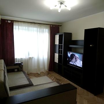 Лаврська вул. (Січневого Повстання), 4-А