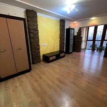 Оренда 3-х кімнатної квартири в центрі