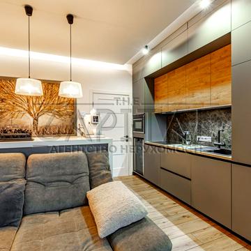 Першотравнева вул.