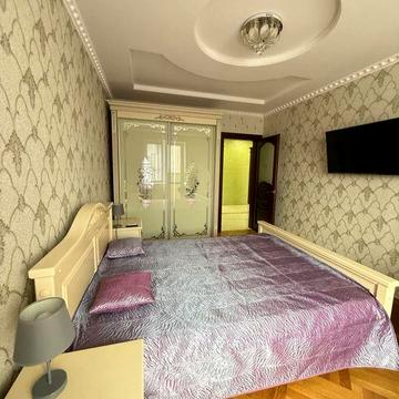 Оренда 2 кімнатна квартира на вулиця Жасминовій 5