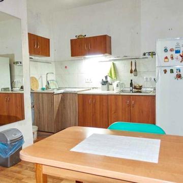 2 кімнатна квартира в Голосіівському р-ні, вул. Михайла Максимовича