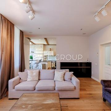 Мокра вул. (Кудряшова), 16